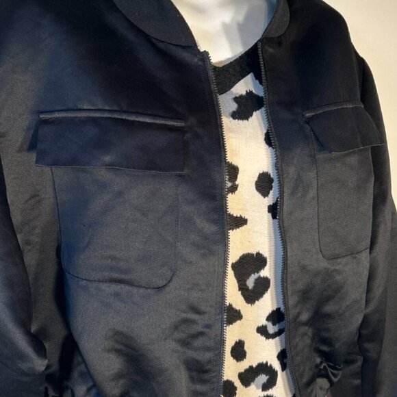 Madden SZ XL Black waisted cropped zip front jacket staple modern edgy - Picture 5 of 9